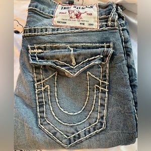 USED!!!!! Mens True Religion Jeans